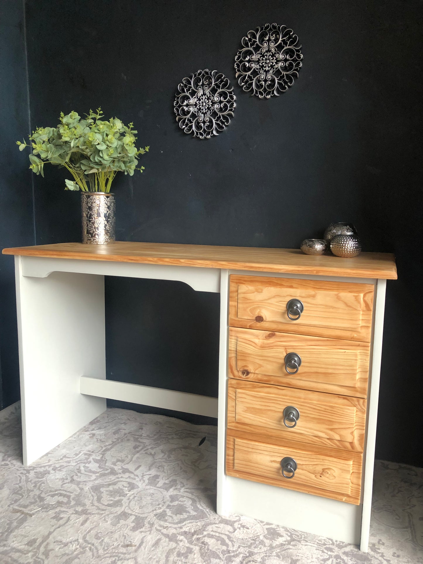 Pine & White Desk with 4 Drawers