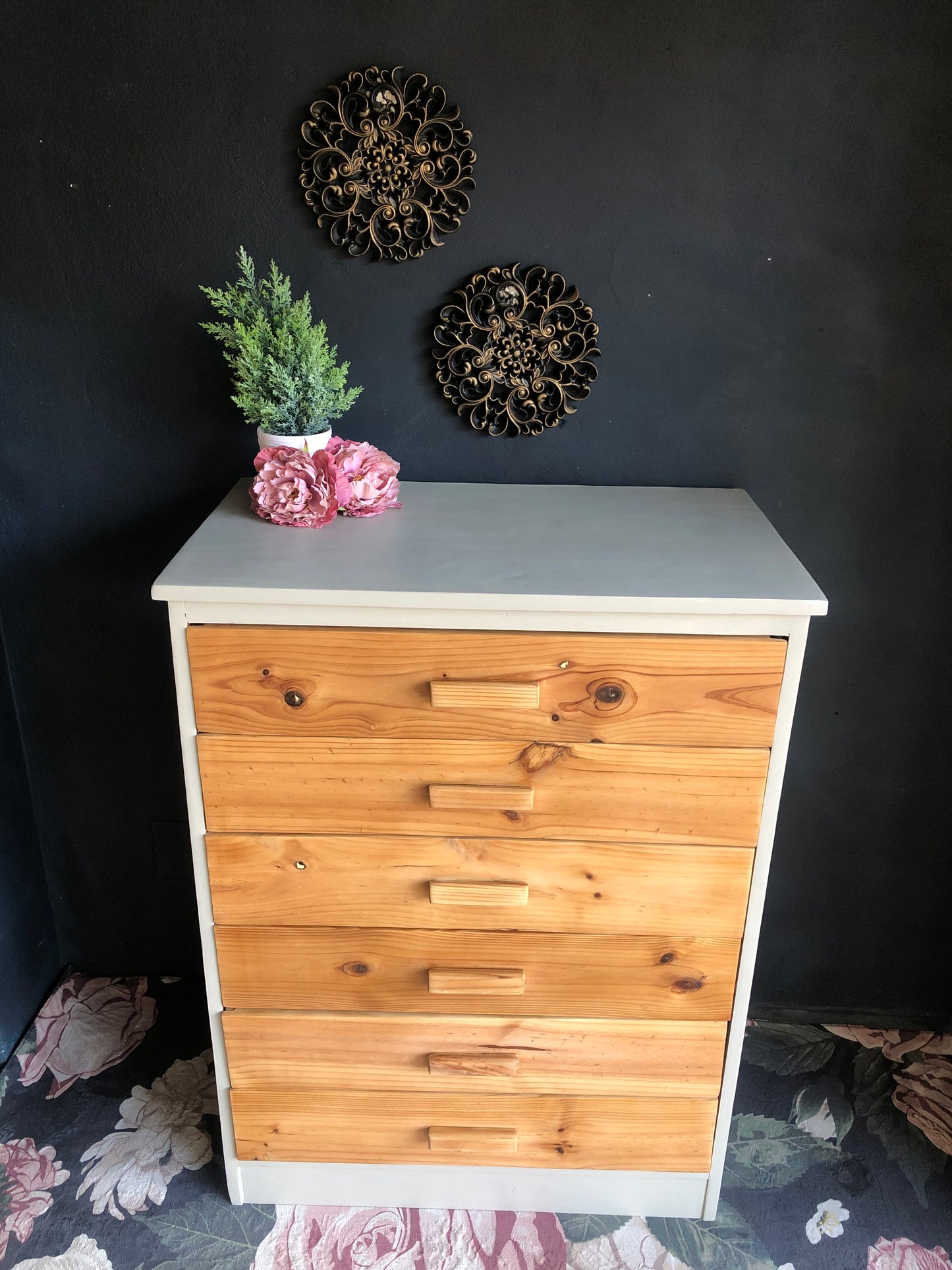 Beige & Natural Wood Chest of Drawers – 6-Drawer Storage Unit