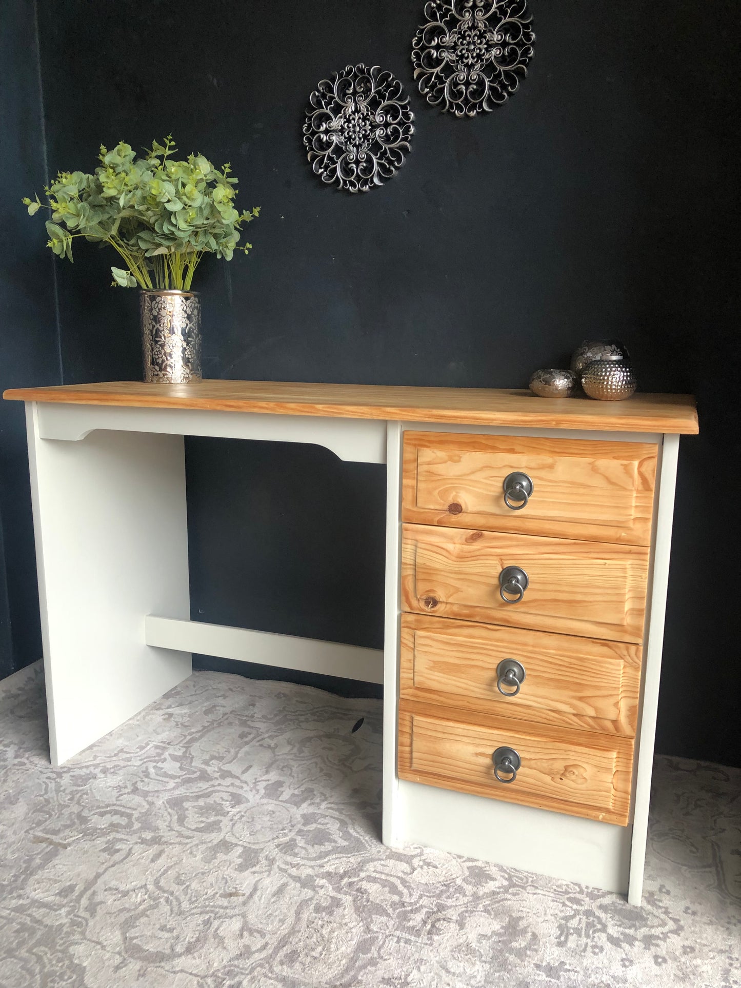Pine & White Desk with 4 Drawers