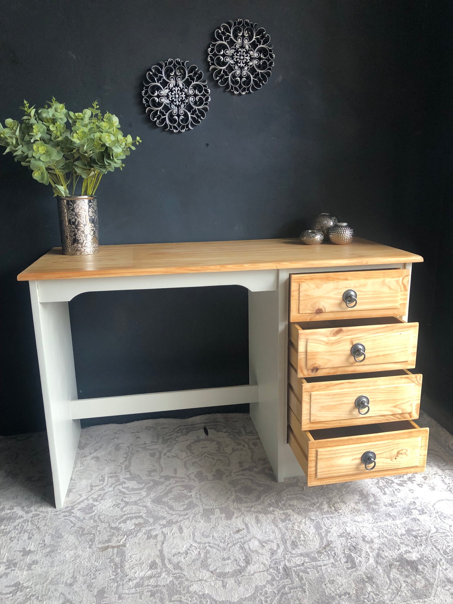 Pine & White Desk with 4 Drawers