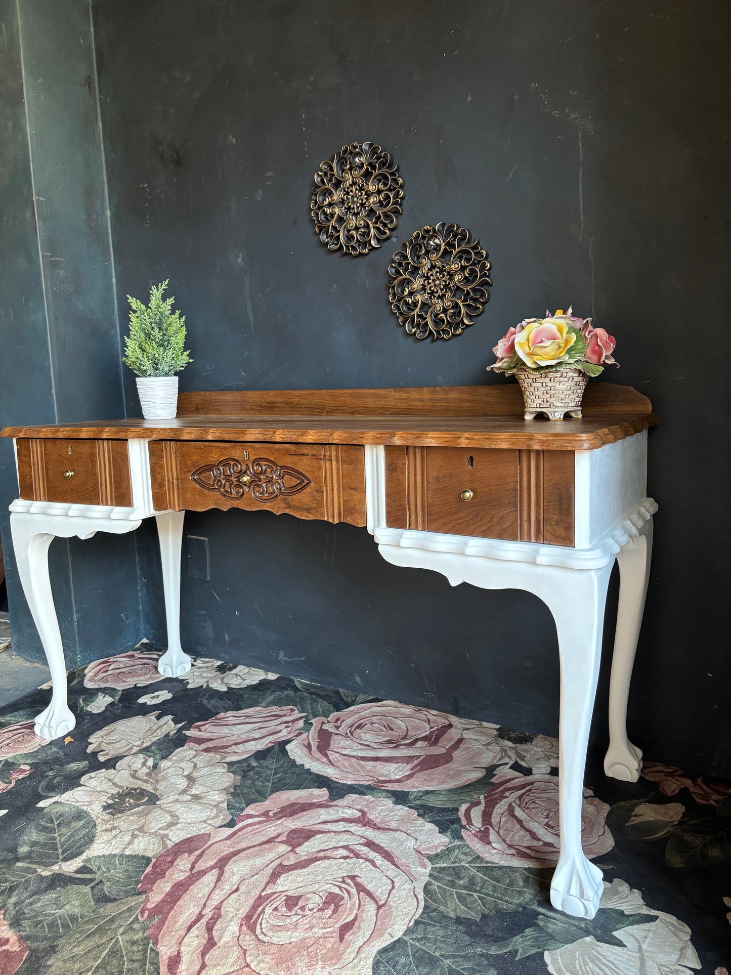 Vintage Queen Anne Desk – Two-Tone Classic Revival