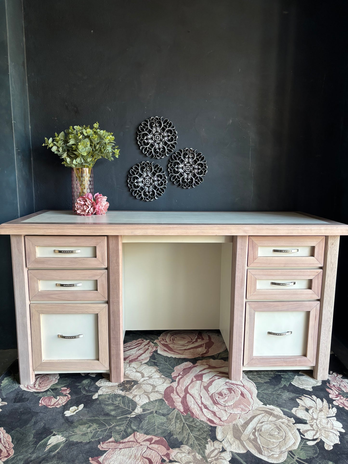 Elegant Dual-Pedestal Desk – Soft Beige & Washed Saligna Finish