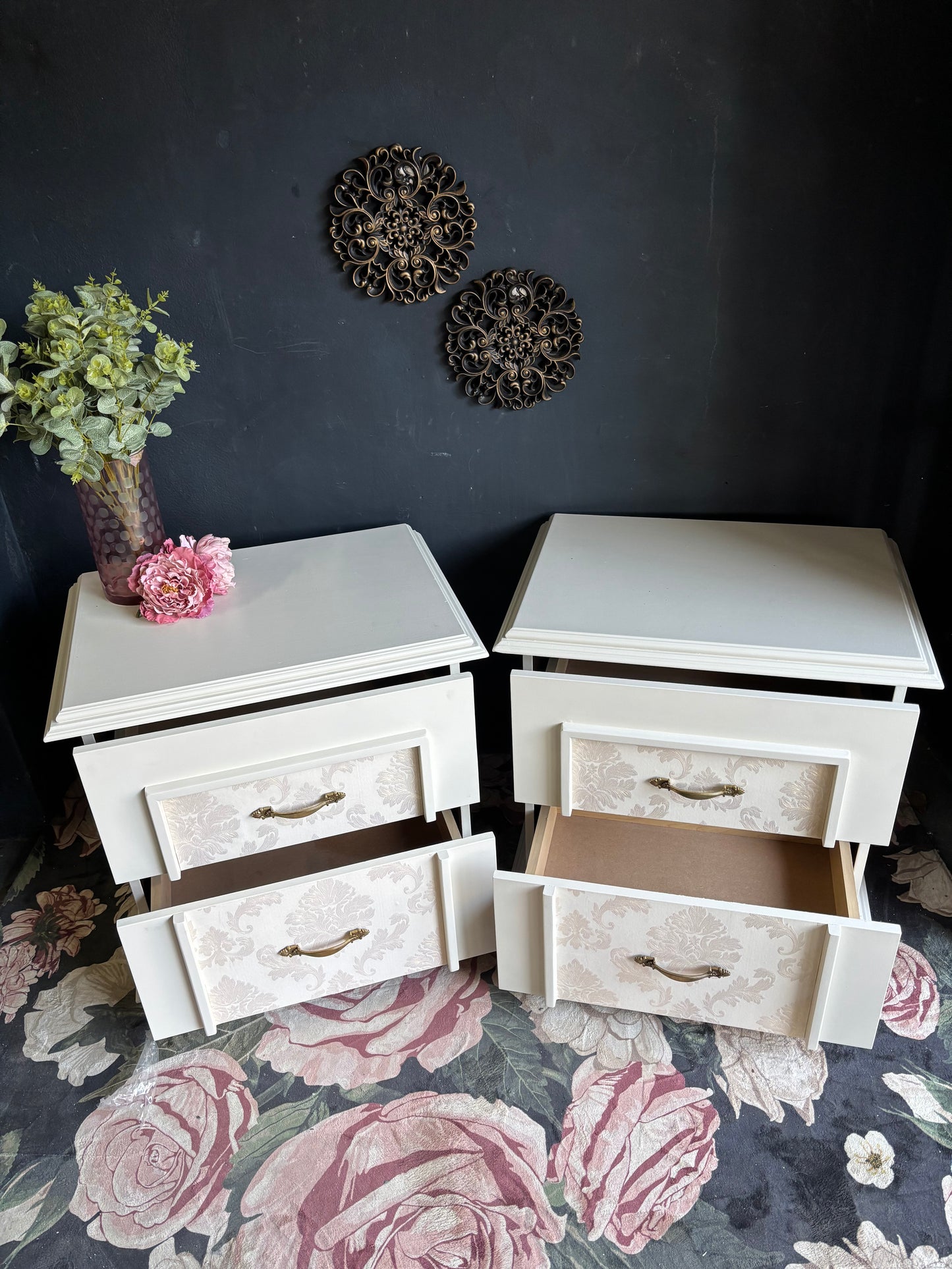 Elegant Oversized Cream Damask Nightstands (Set of 2)