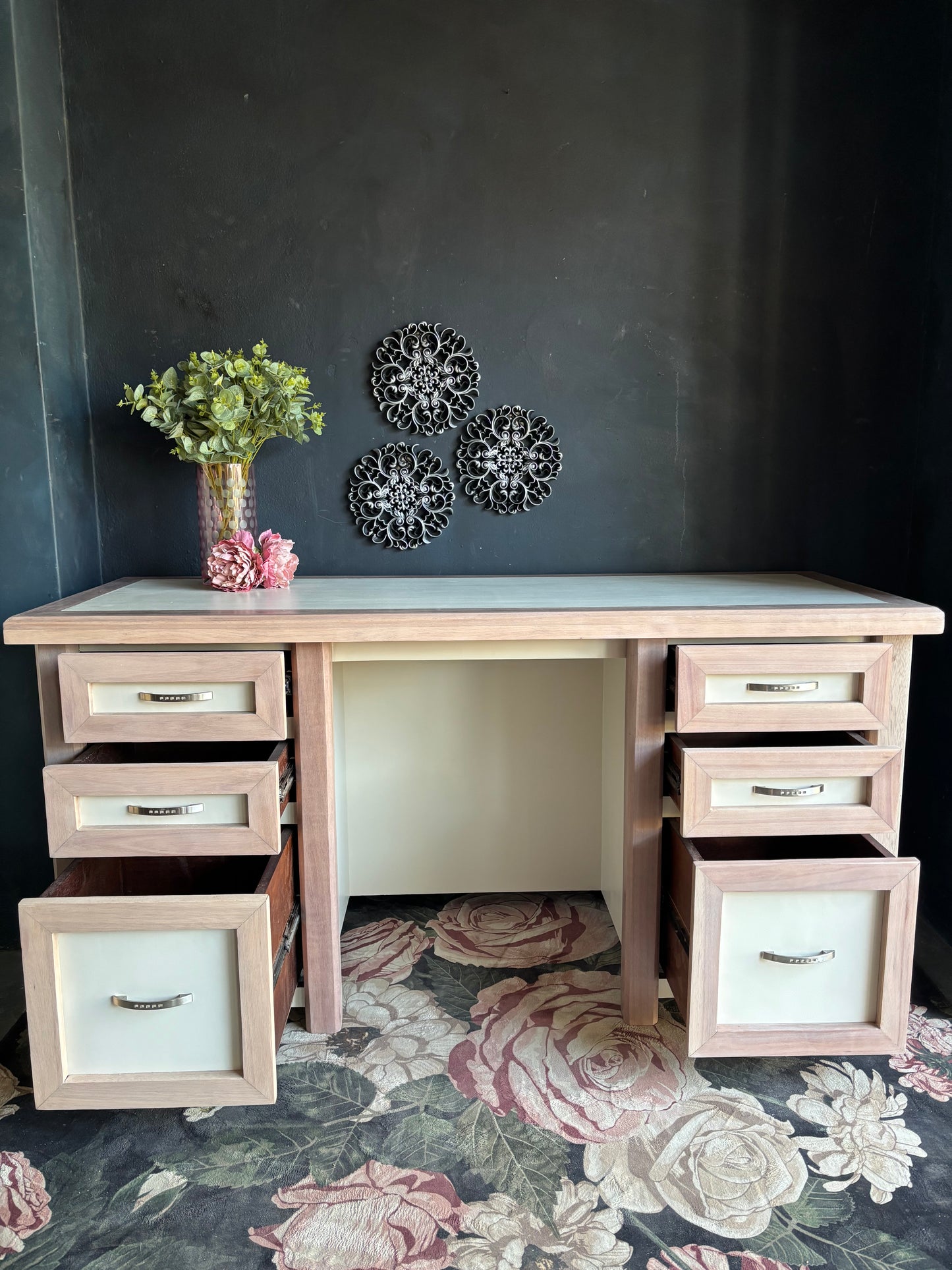 Elegant Dual-Pedestal Desk – Soft Beige & Washed Saligna Finish