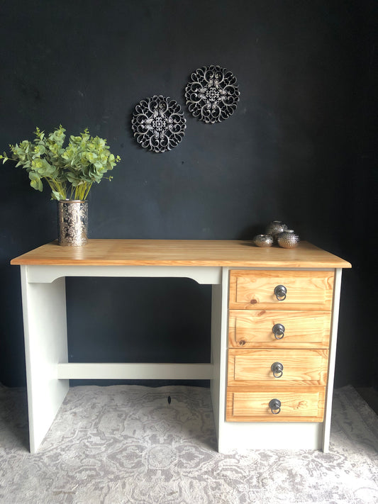 Pine & White Desk with 4 Drawers