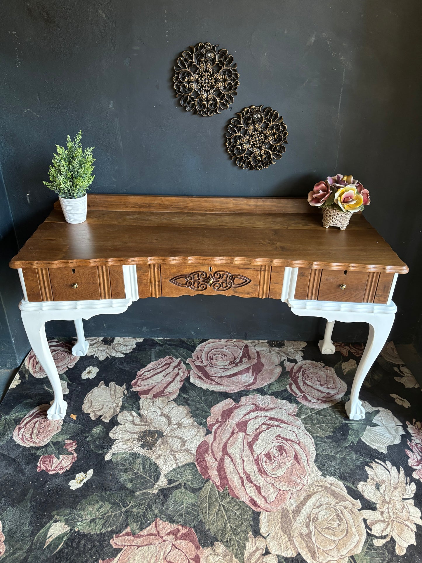 Vintage Queen Anne Desk – Two-Tone Classic Revival