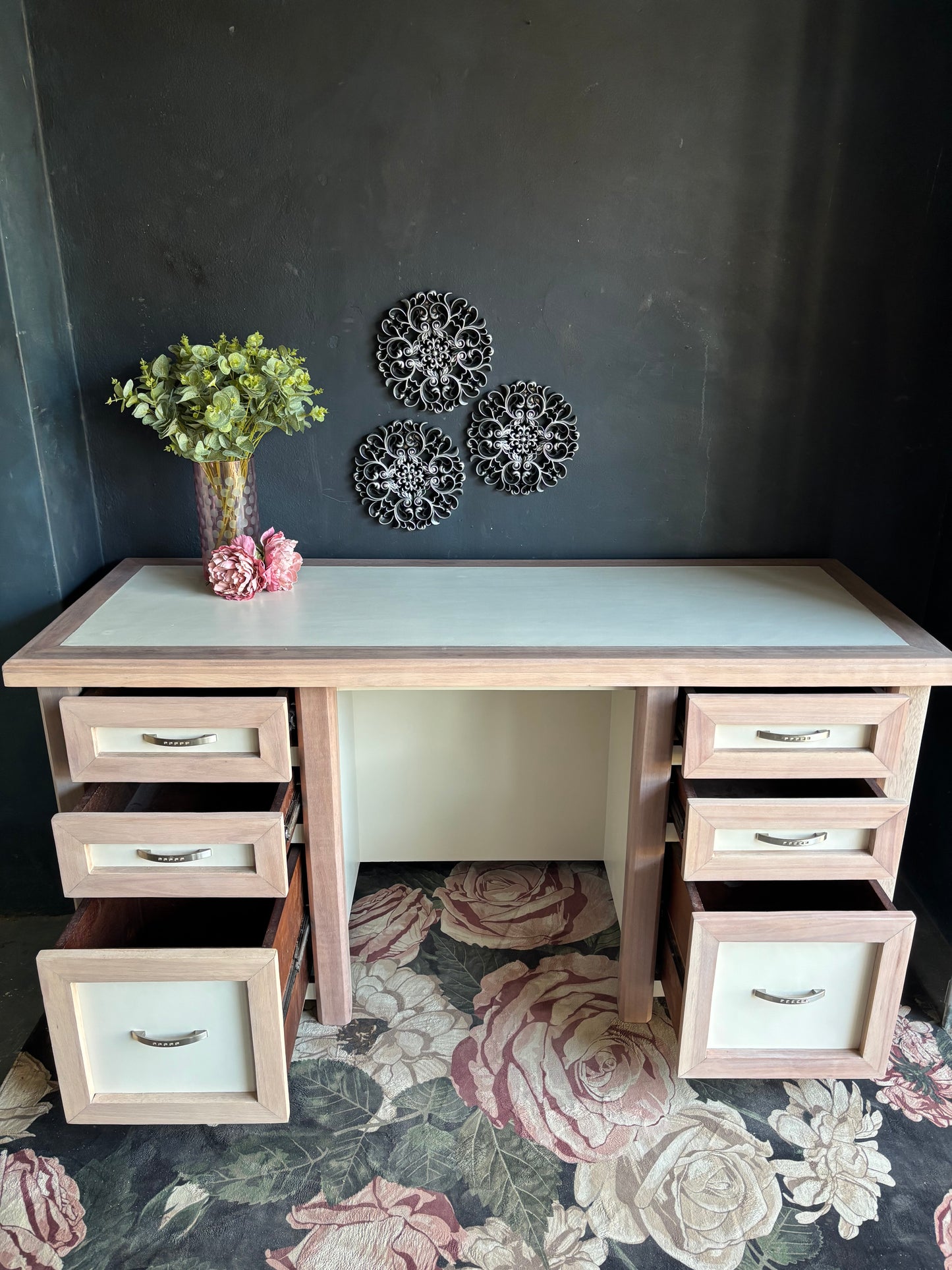 Elegant Dual-Pedestal Desk – Soft Beige & Washed Saligna Finish