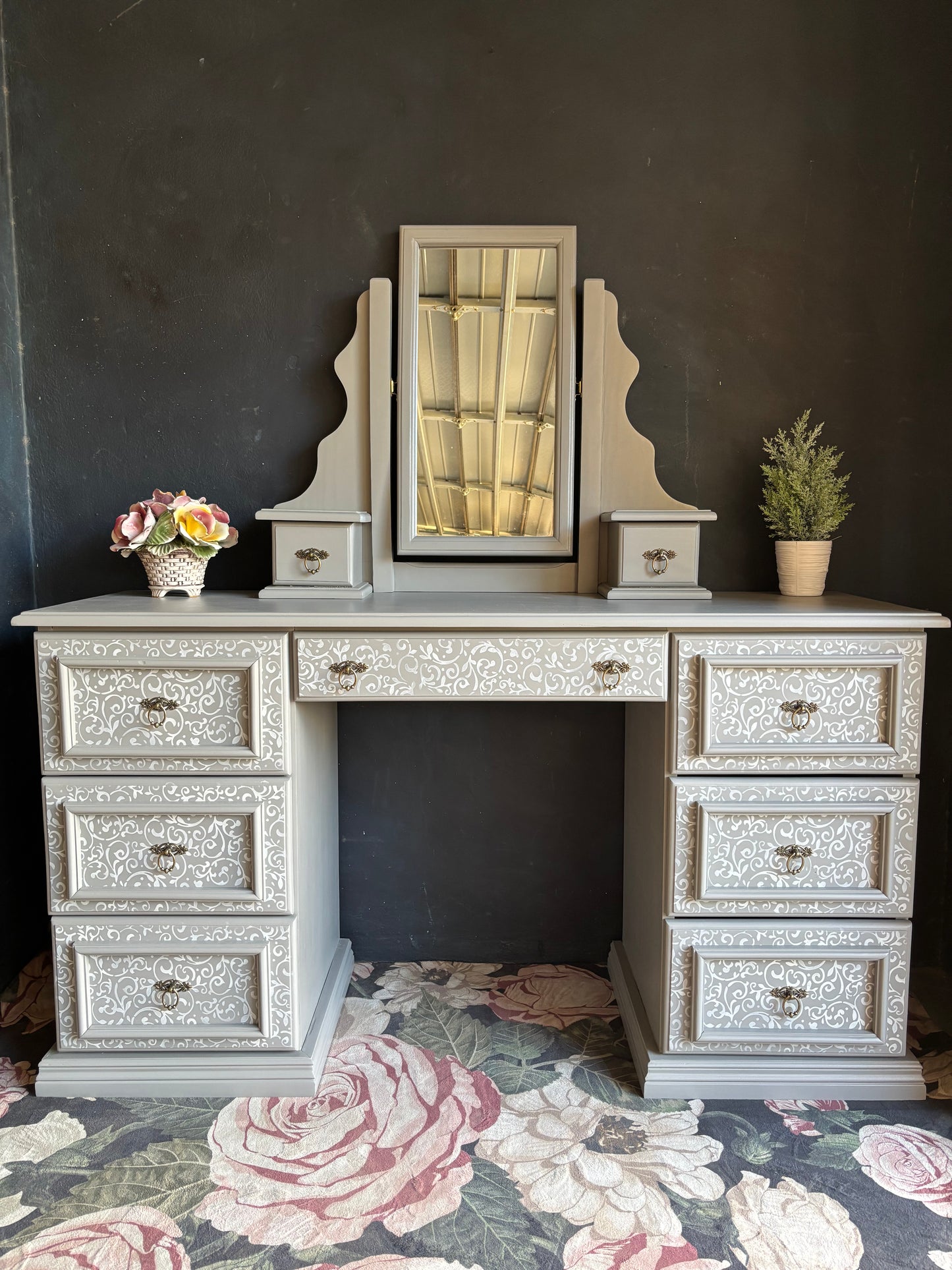 Ornate Warm Grey Vanity Desk with Mirror