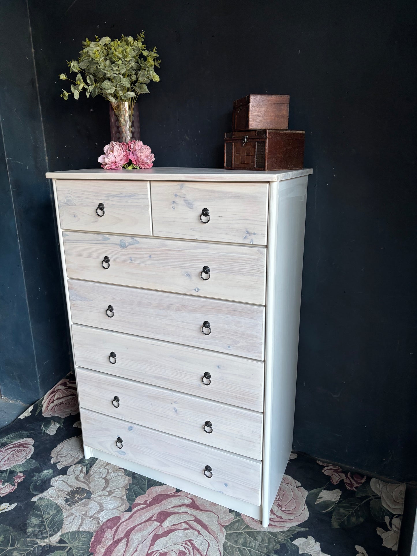 Heritage Whitewashed Pine 7-Drawer Tall Chest