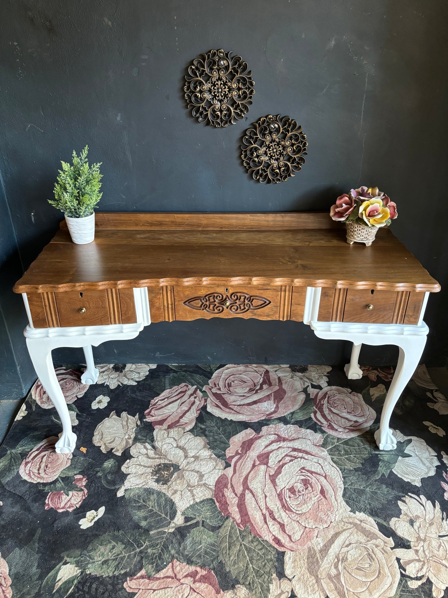 Vintage Queen Anne Desk – Two-Tone Classic Revival