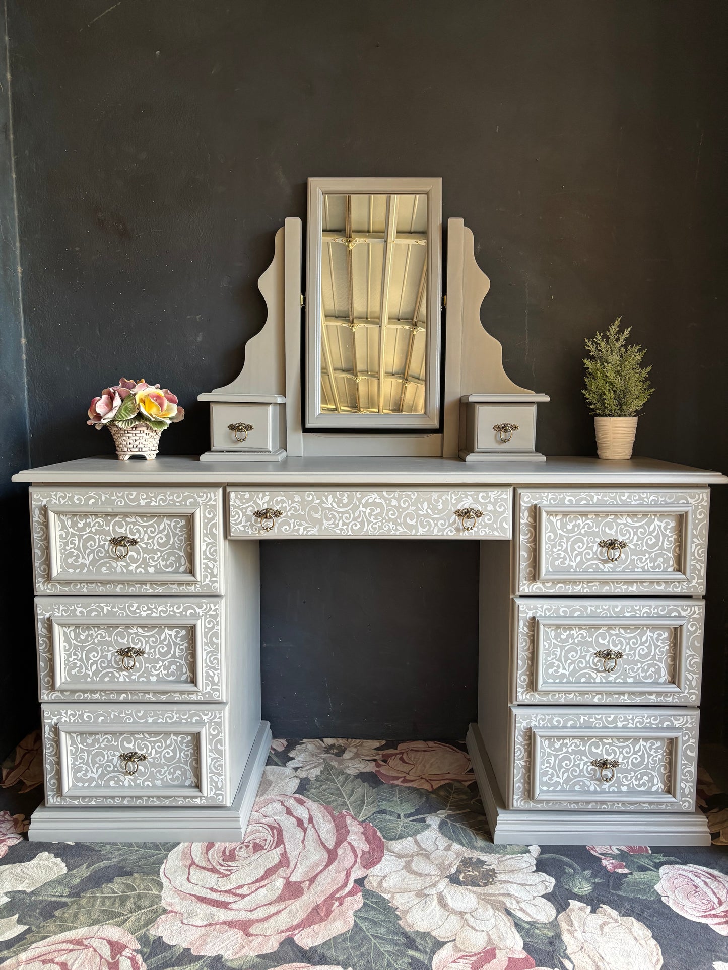 Ornate Warm Grey Vanity Desk with Mirror