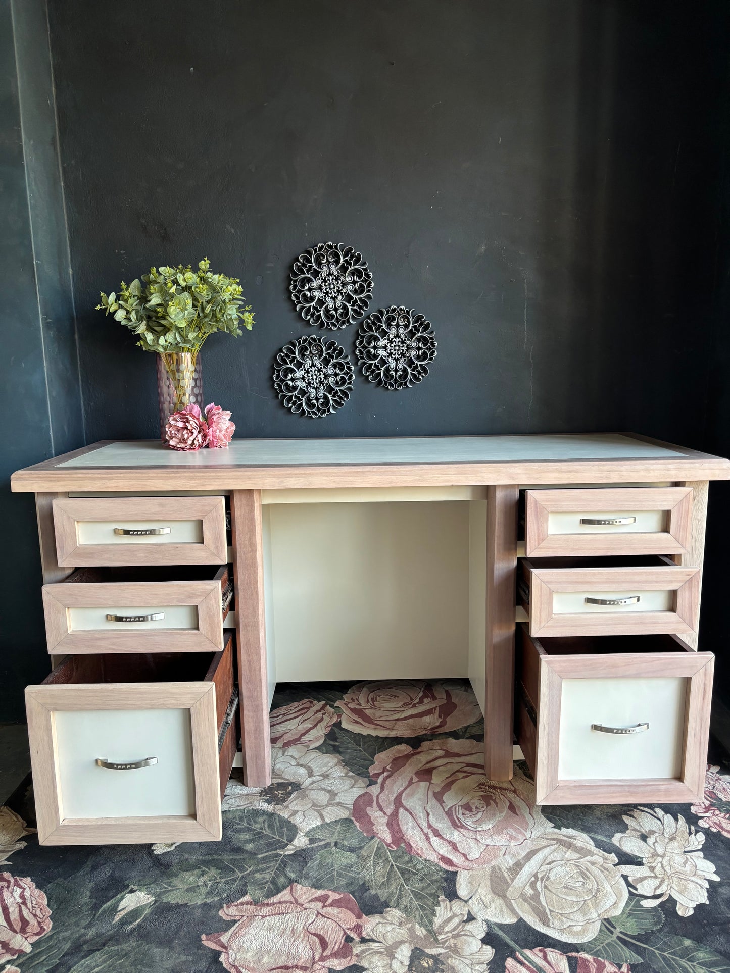 Elegant Dual-Pedestal Desk – Soft Beige & Washed Saligna Finish