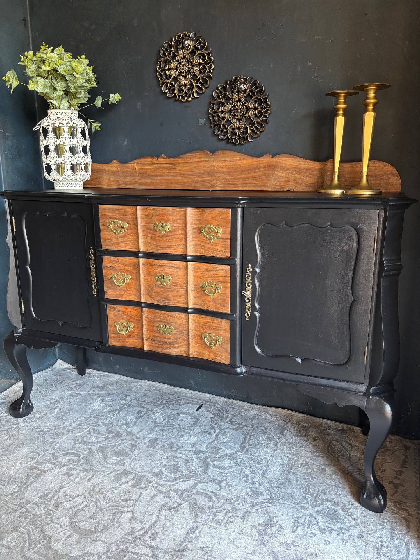 Black Vintage Sideboard with Curved Legs