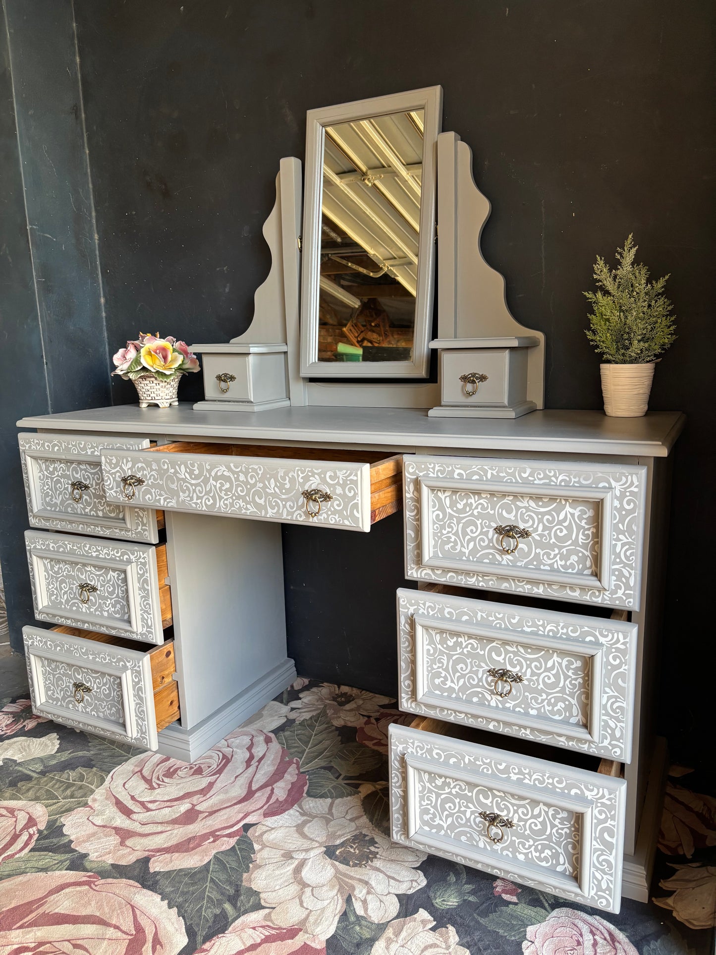 Ornate Warm Grey Vanity Desk with Mirror