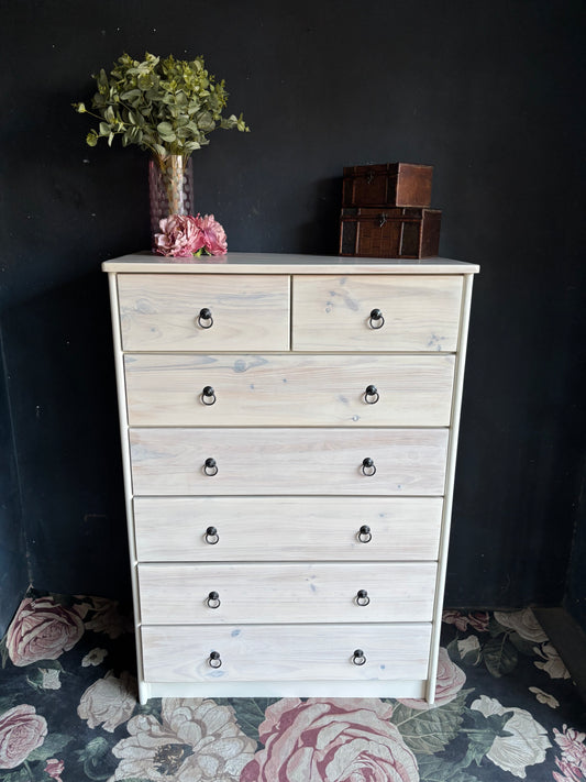 Heritage Whitewashed Pine 7-Drawer Tall Chest
