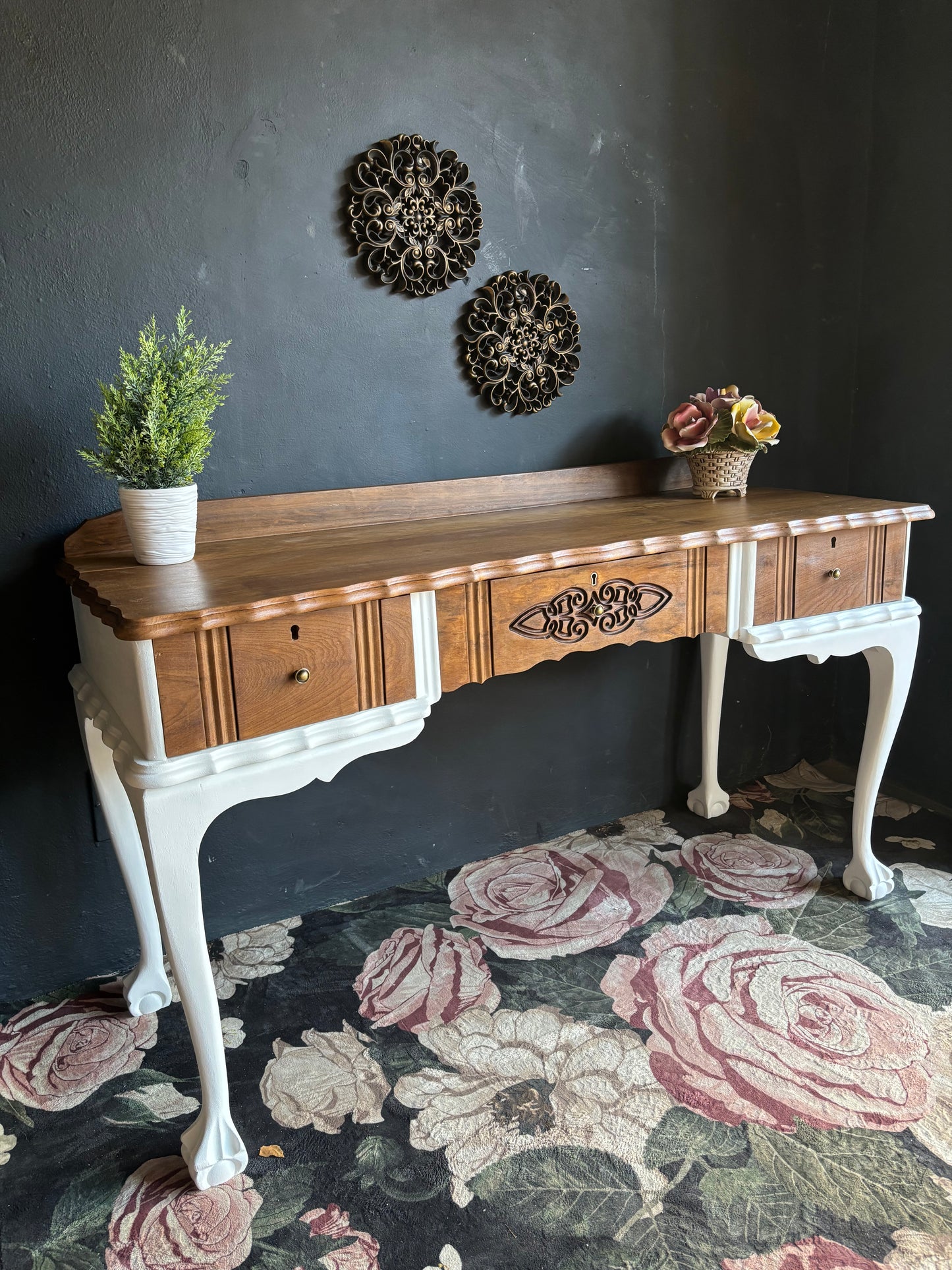 Vintage Queen Anne Desk – Two-Tone Classic Revival