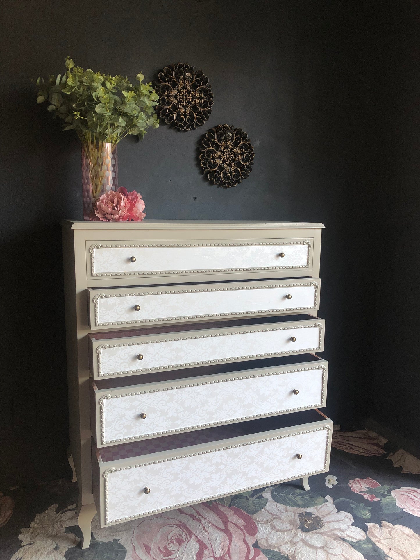 “Antoinette” 5-Drawer Baroque Chest