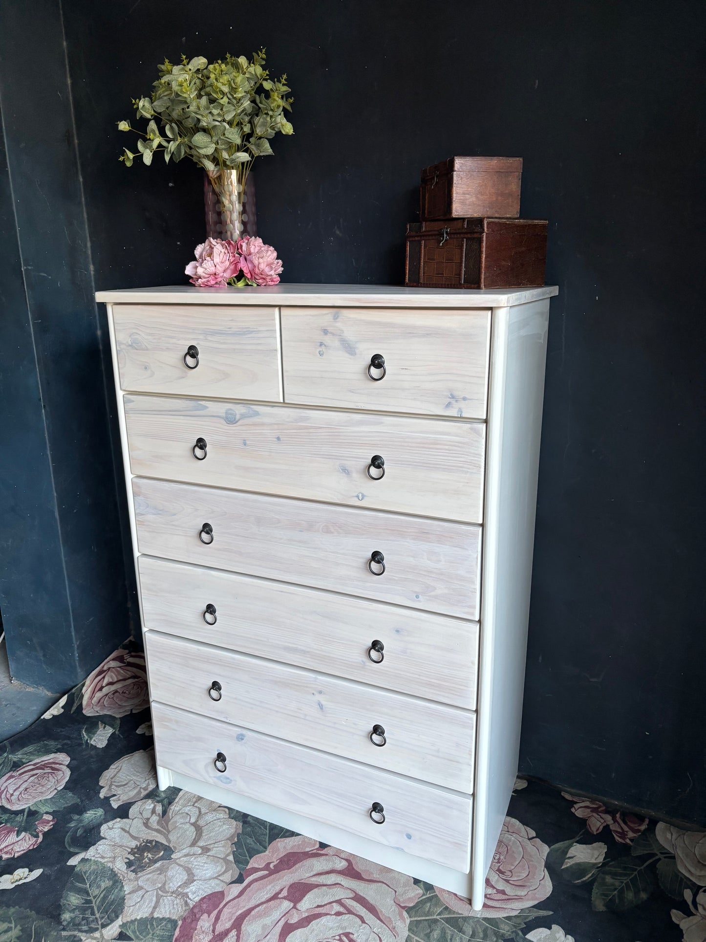 Heritage Whitewashed Pine 7-Drawer Tall Chest