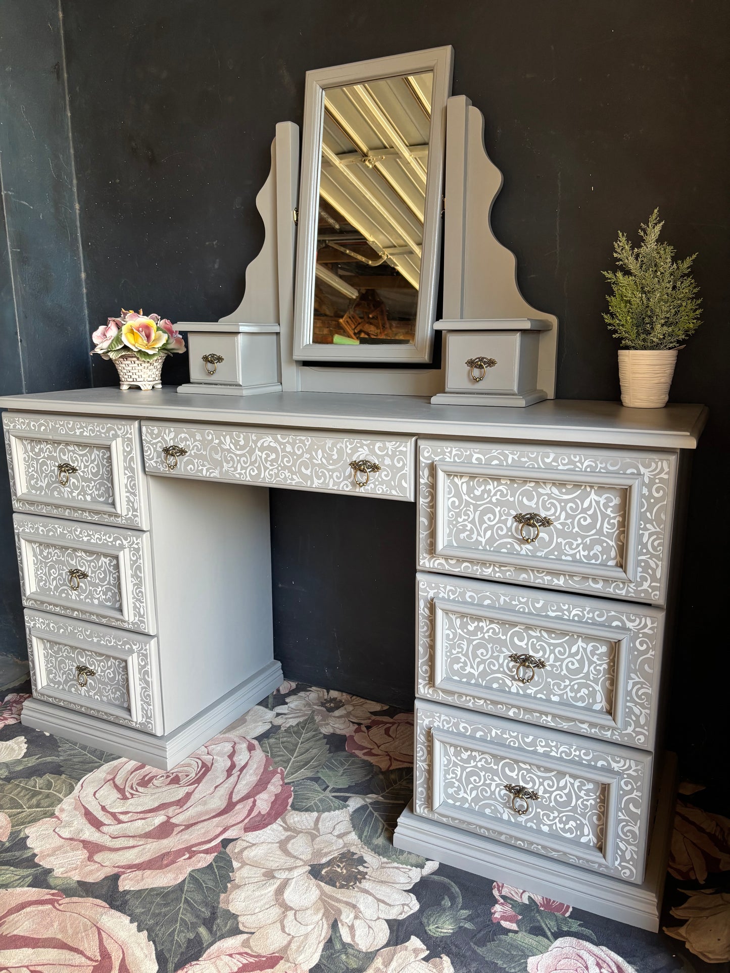 Ornate Warm Grey Vanity Desk with Mirror