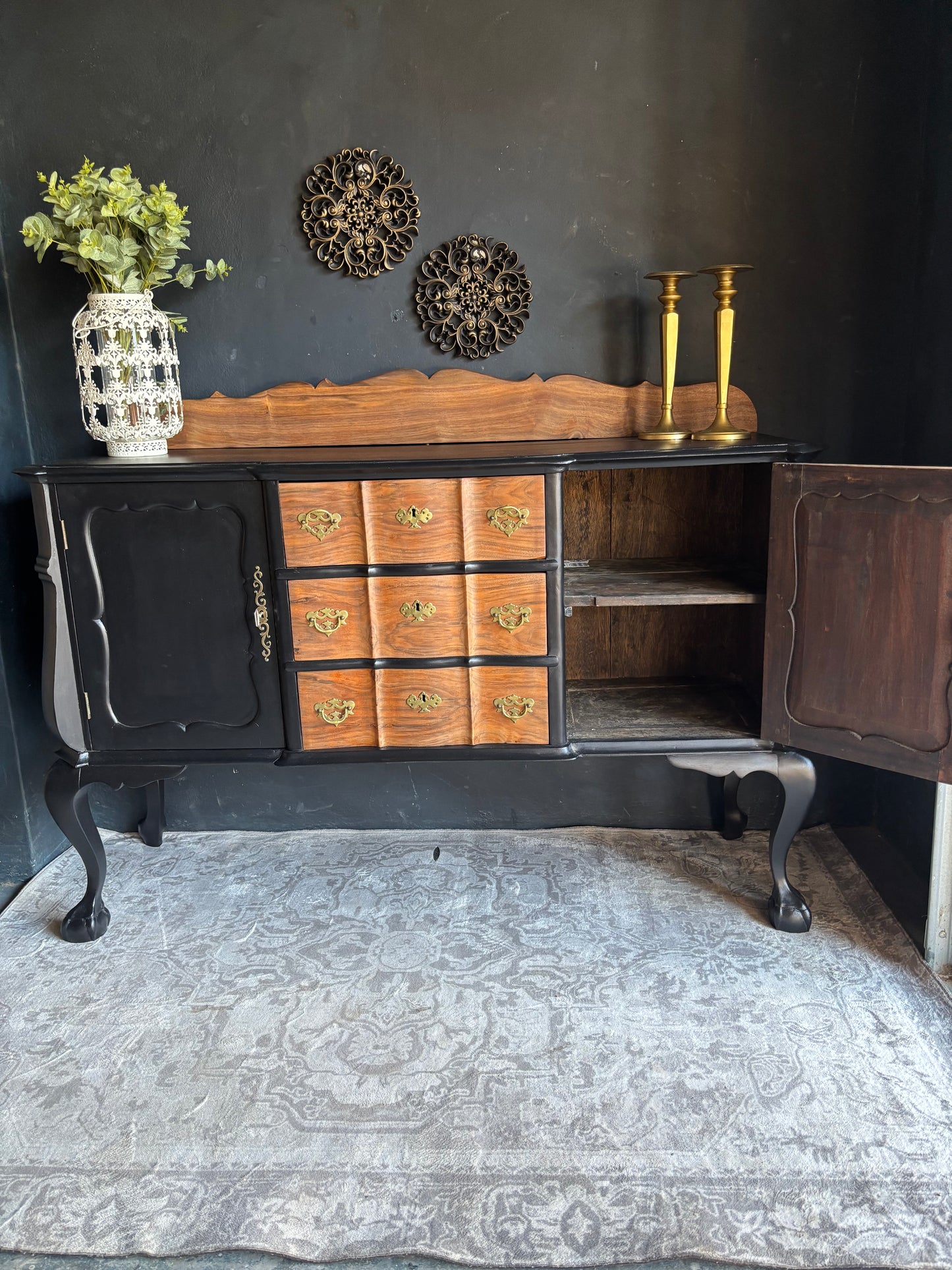 Black Vintage Sideboard with Curved Legs