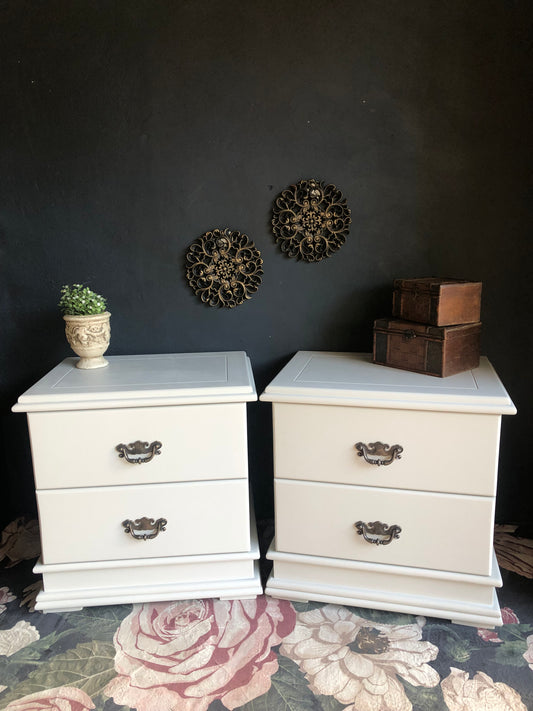 Classic 2-Drawer Bedside Pedestals – Rich And Stylish (Set of 2)