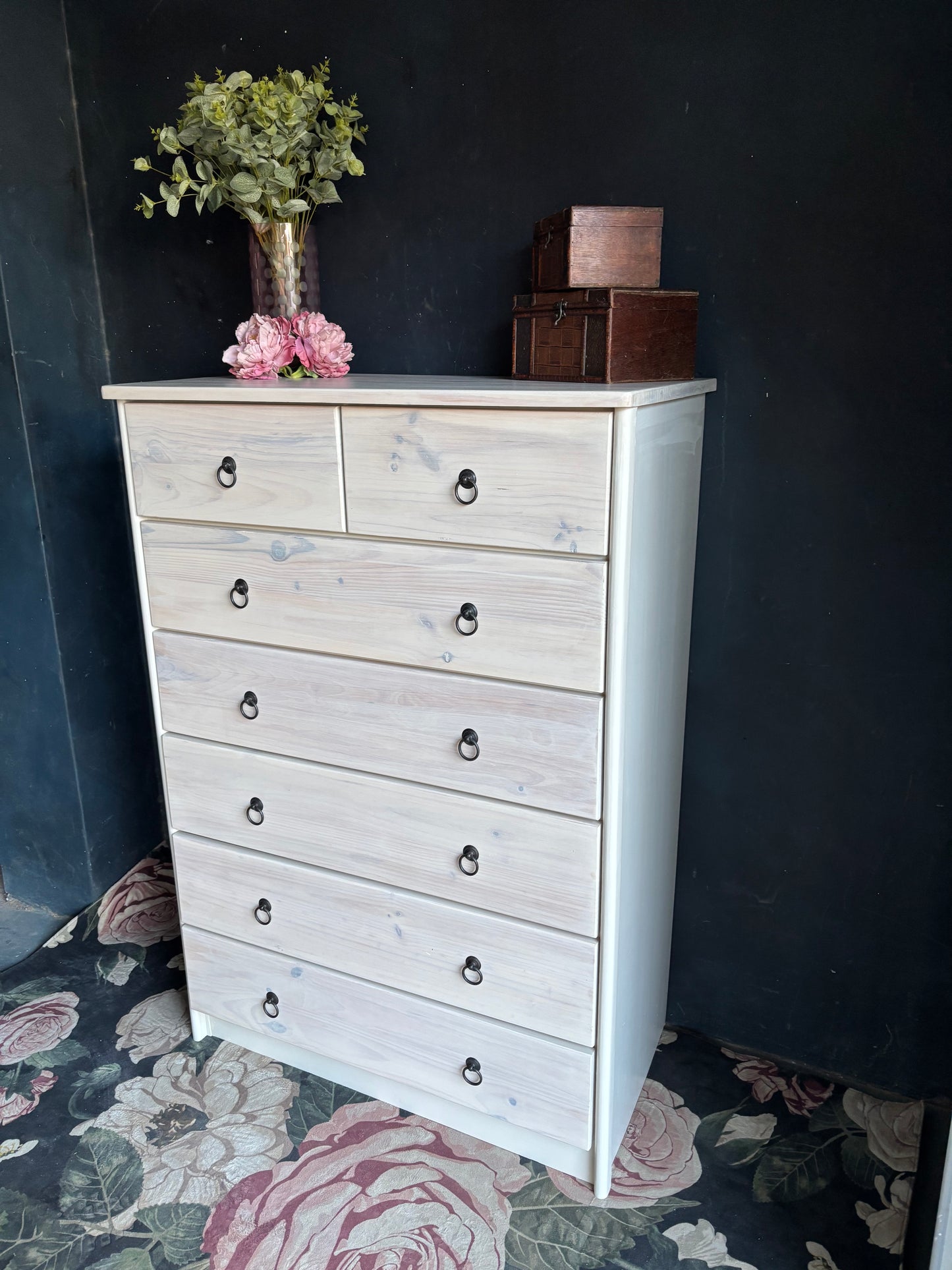 Heritage Whitewashed Pine 7-Drawer Tall Chest
