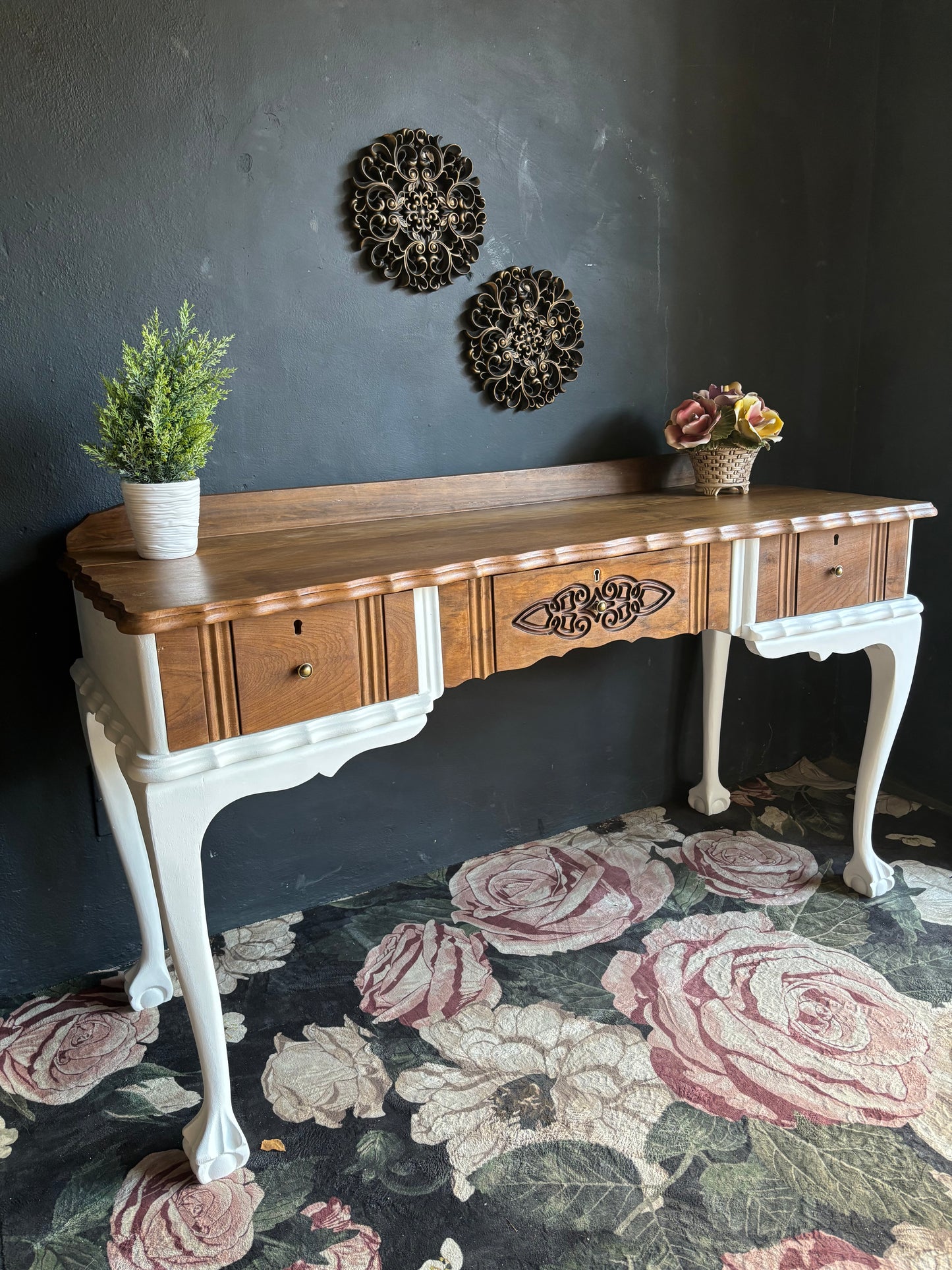 Vintage Queen Anne Desk – Two-Tone Classic Revival
