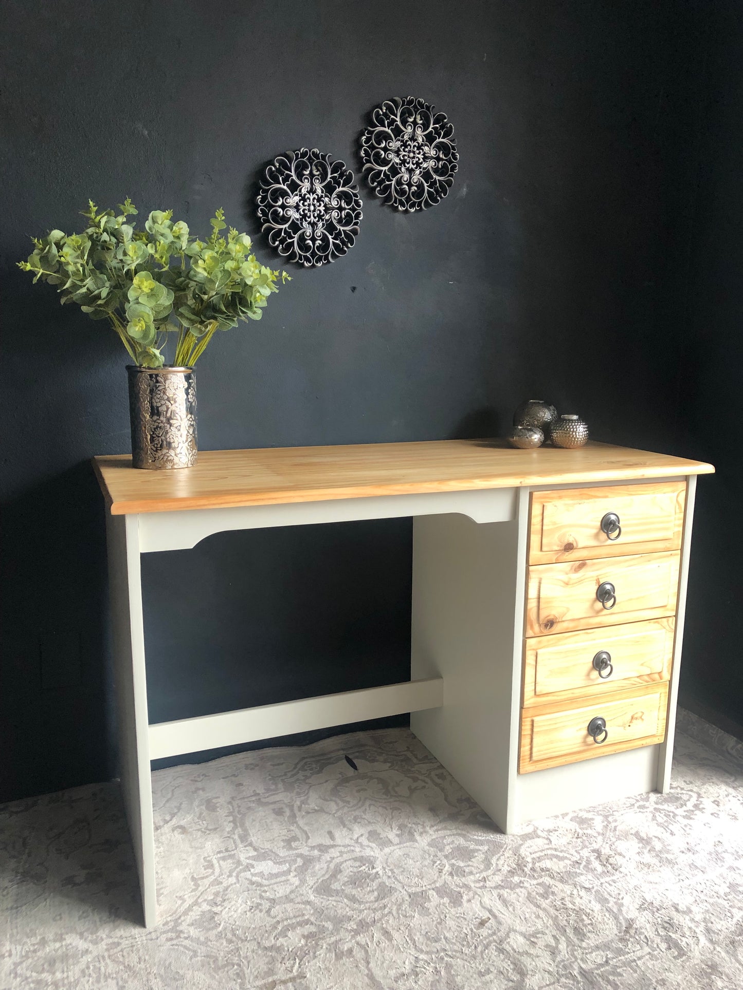Pine & White Desk with 4 Drawers